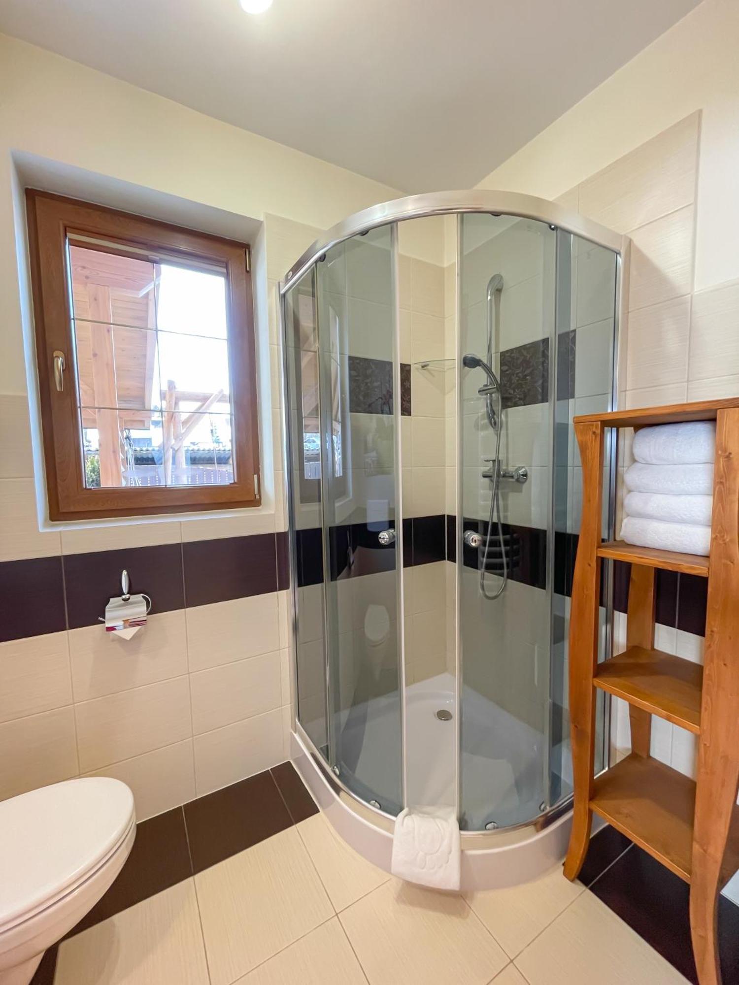 Apartamenty Trojaki Przy Termach - Banska Nizna Chambre photo